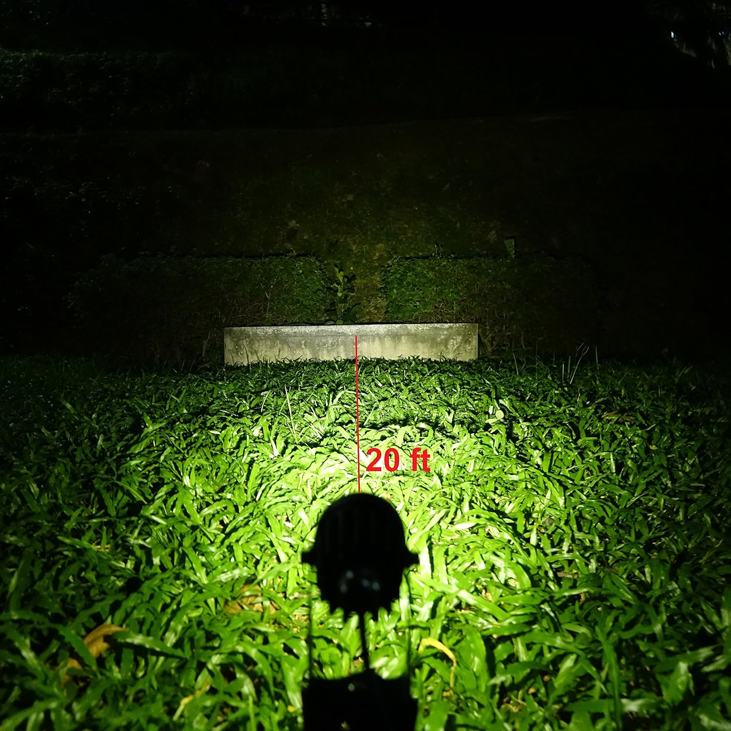 Cast Aluminium Solar-Powered LED Spotlight B9182