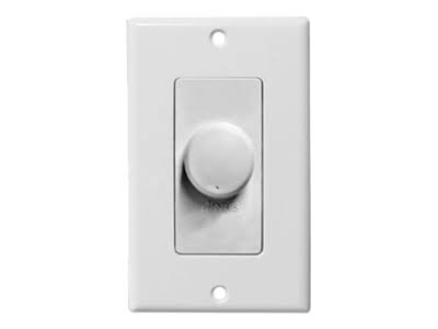Stereo Volume Control with Selectable Impedance Q440