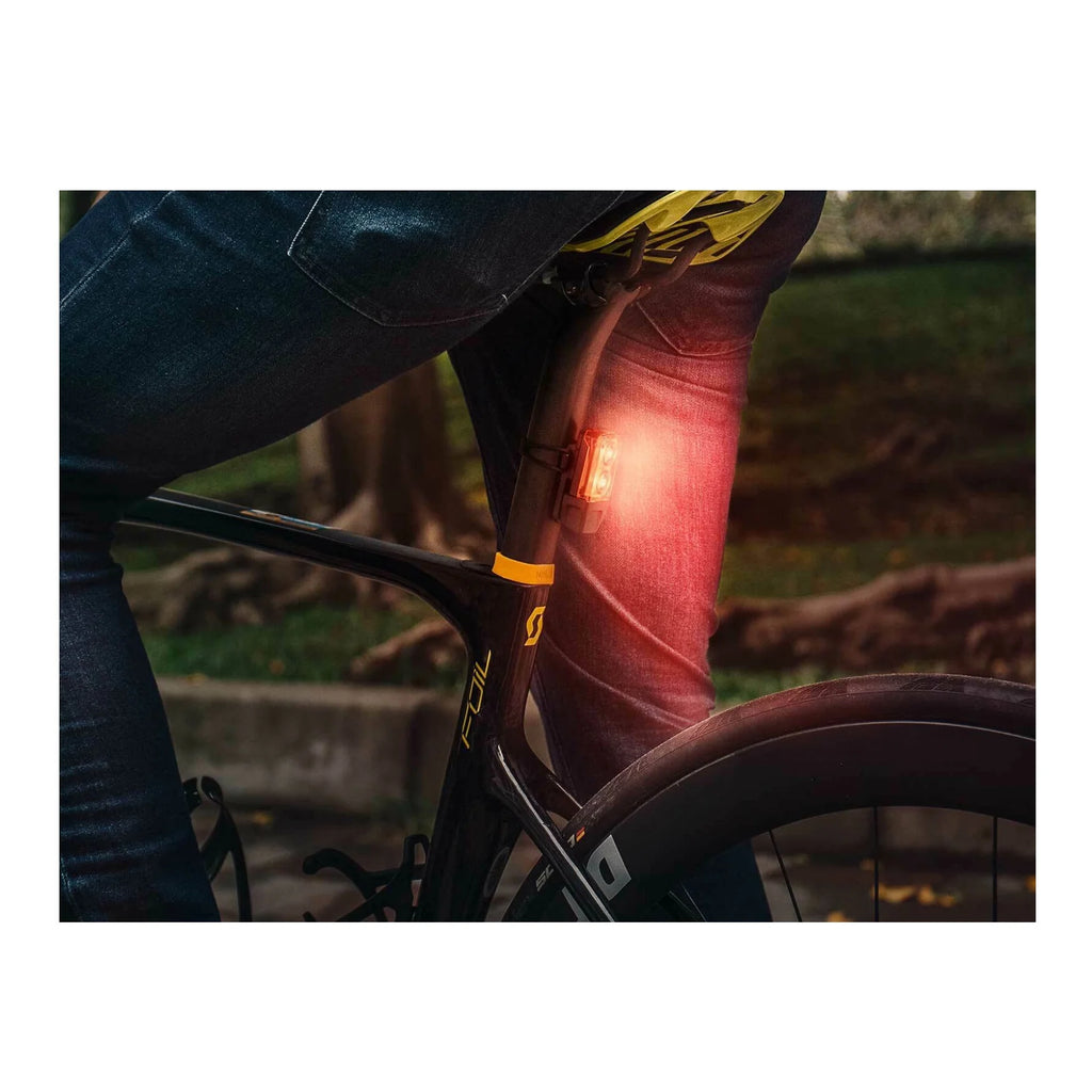 USB Combination Light Set with QuickClick Bike Seat Bag (Medium) J485708