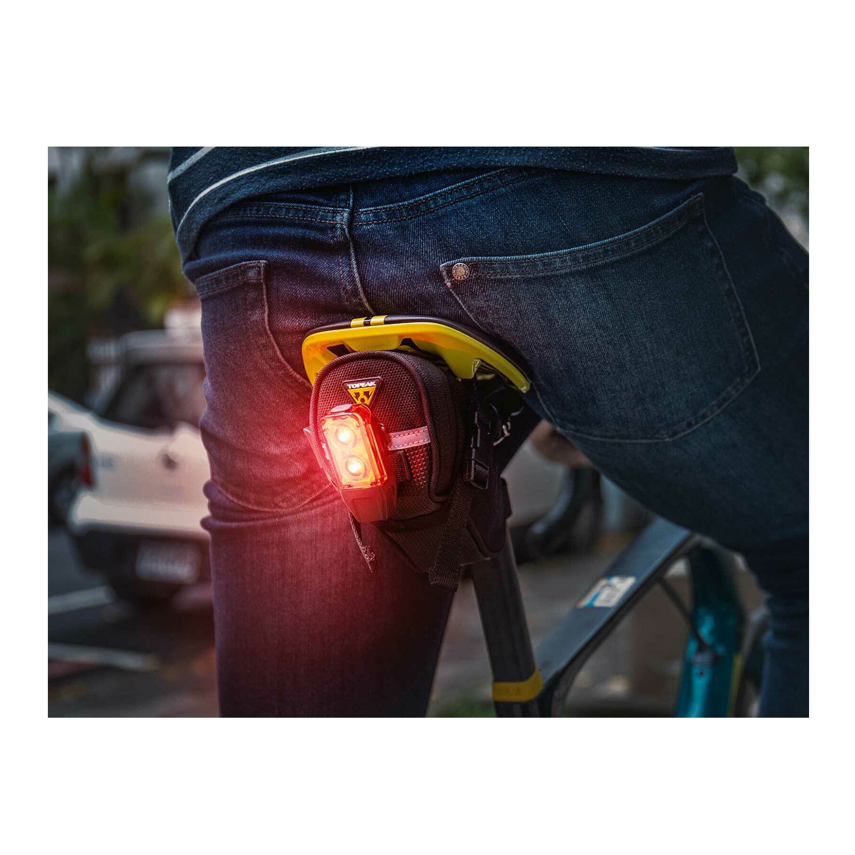 USB Combination Light Set with QuickClick Bike Seat Bag (Medium) J485708