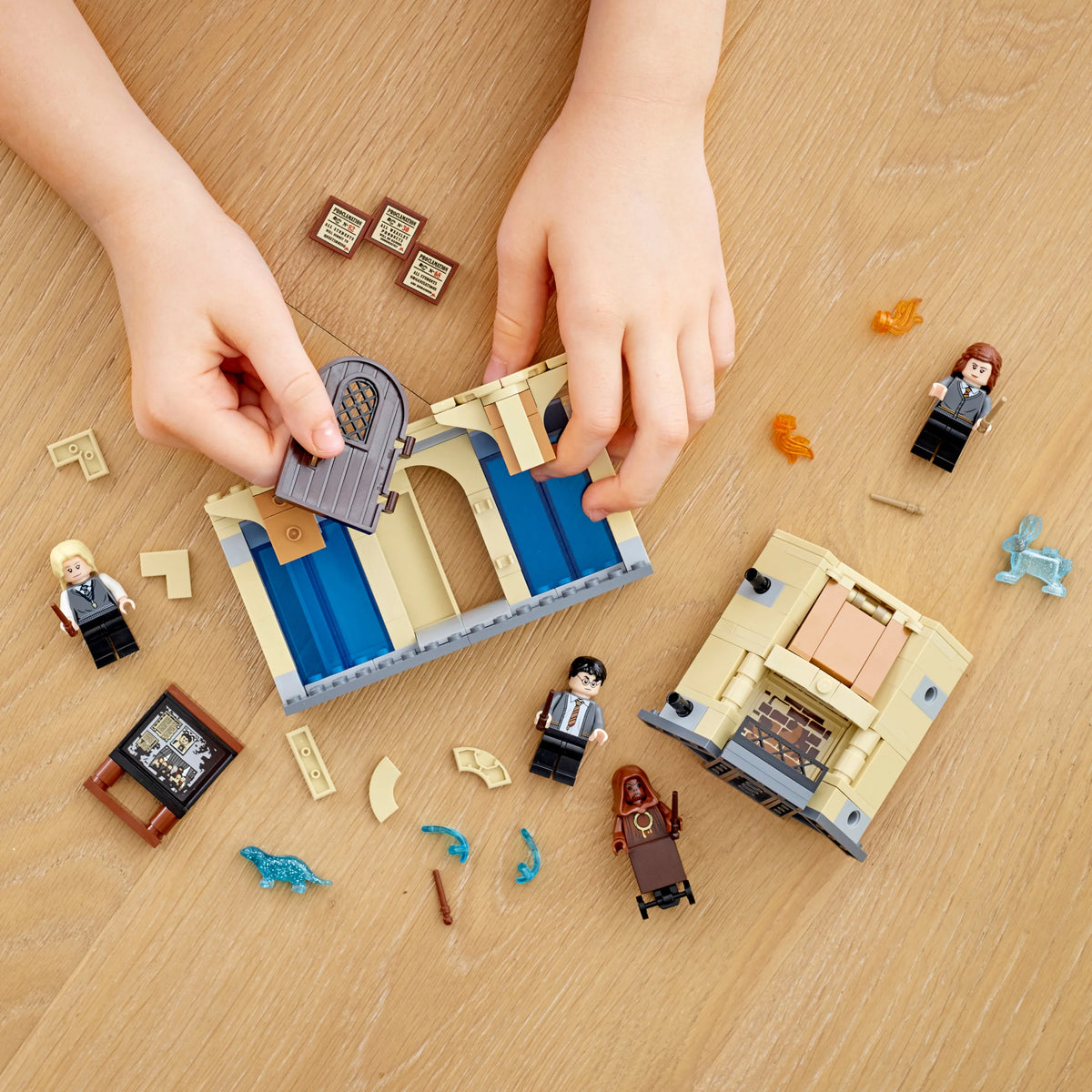 Hogwarts Room of Requirement Building Set (193 Pieces) F62374