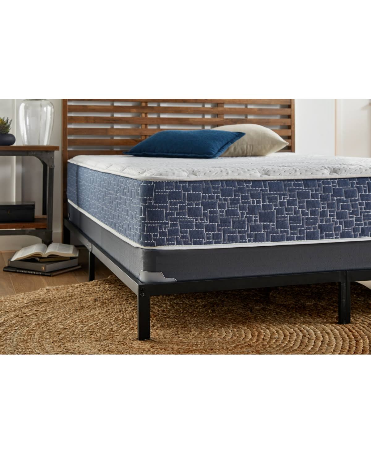 Twin XL Hybrid Gel Memory Foam and Spring Mattress B13353