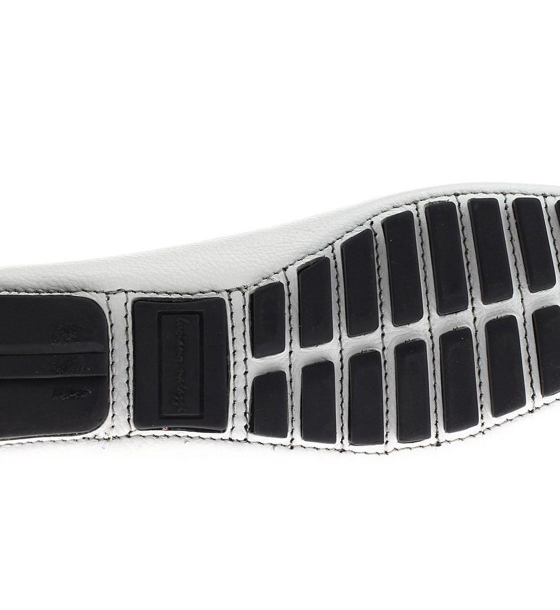 White Leather Comfort Shoes U2420