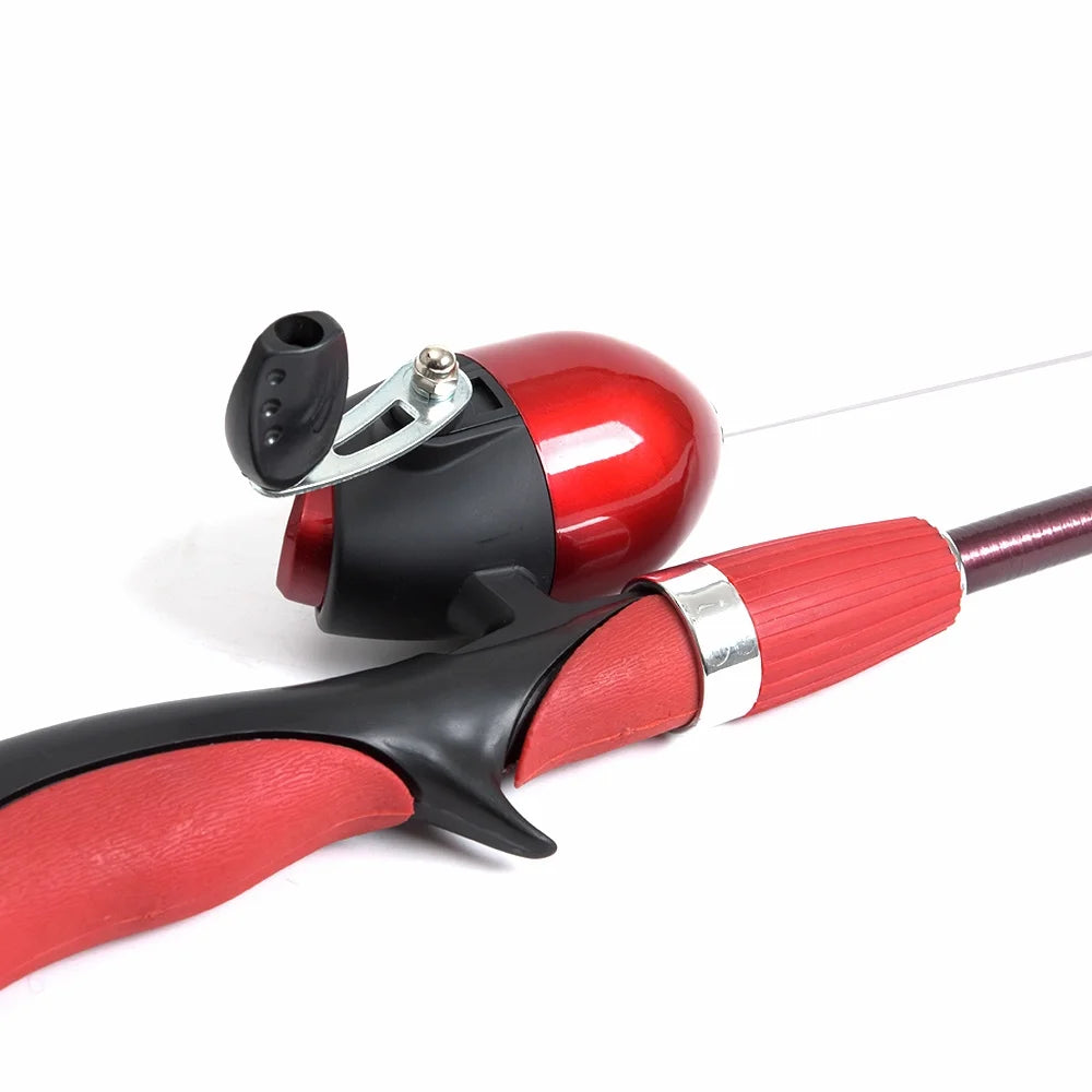 1.4m Telescopic Fishing Rod and Closed Fishing Reel Combo M988683