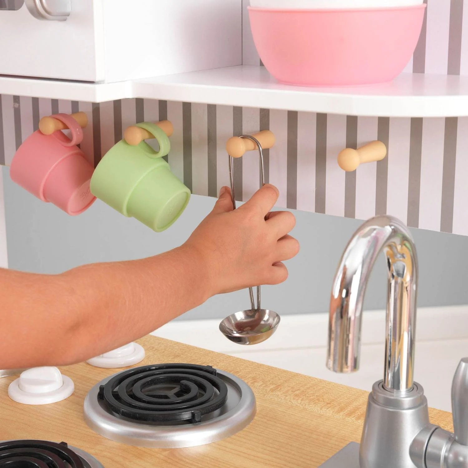 White Wooden Kids Pretend Play Kitchen Z4198