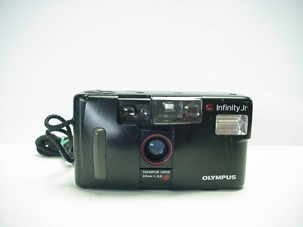 35mm Point & Shoot Film Camera T257154